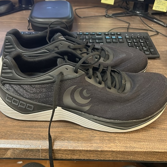 Topo Athletic Men's Ultrafly 5 - Picture 5 of 5